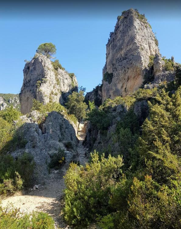 Les Barons De Guers Villa Castelnau-de-Guers ภายนอก รูปภาพ